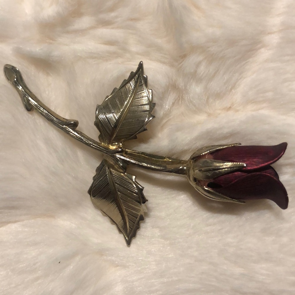 Antic Brooch pin